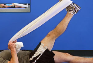 osteoarthritis-knee-exercises-s1-trainer-doing-hamstring-stretch (1)